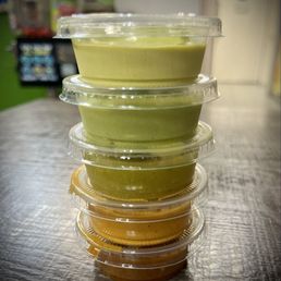Incredible salsa bar (beautiful colors, right?) Incredible salsa bar (beautiful colors, right?)