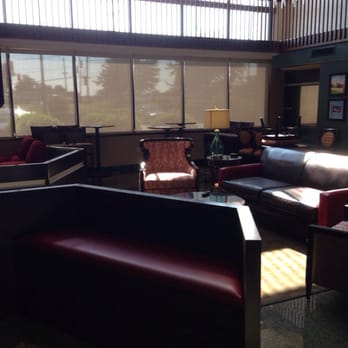 Drury Inn & Suites Springfield - Foyer - Hotels Near Me - Springfield, Missouri Drury Inn & Suites Springfield - Foyer - Hotels Near Me - Springfield, Missouri
