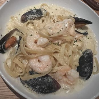 California Dreaming - Charleston Seafood Pasta - Seafood Near Me - Charleston, South Carolina California Dreaming - Charleston Seafood Pasta - Seafood Near Me - Charleston, South Carolina