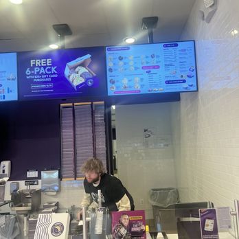 Insomnia Cookies - Desserts Near Me - Lynchburg, Virginia