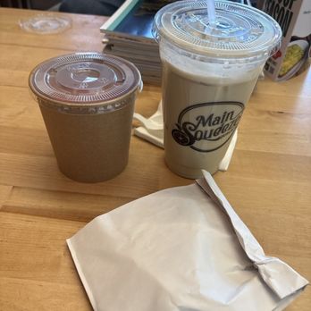 Main Squeeze - Grilled Cheese and Tomato Basil soup with Iced Oat Matcha Latte - Juice Bars & Smoothies Near Me - Garland, Texas