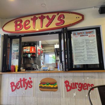 Betty's Burgers Joint - Burgers Near Me - Honolulu, Hawaii Betty's Burgers Joint - Burgers Near Me - Honolulu, Hawaii