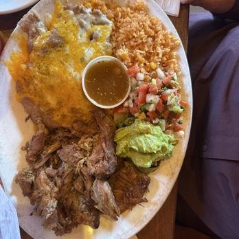 Roberto's Cafe - Carnitas Plate - Mexican Near Me - Mammoth Lakes, California Roberto's Cafe - Carnitas Plate - Mexican Near Me - Mammoth Lakes, California