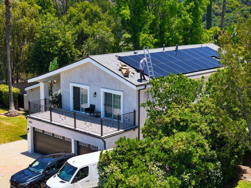 Slide of Solar G Solutions