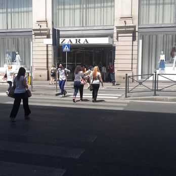 Zara - Accessories Near Me - Rome, RM