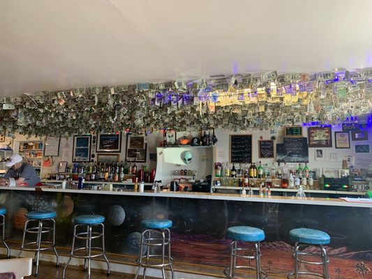 Little A'Le'Inn by null