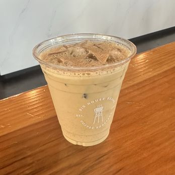 Sanaa Cafe - Maple cinnamon latte - Cafes Near Me - Oakland, California