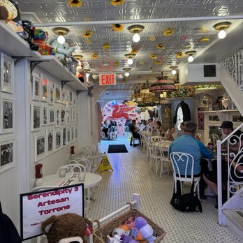 Serendipity 3 - Upper East Side - Whimsical Decor - Desserts Near Me - New York, New York