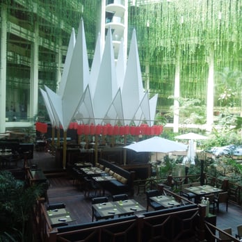 Bana - Toji Bar at Bana - Asian Fusion Near Me - Cancún, ROO