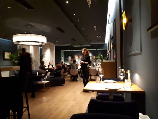 20° RESTOBAR by null