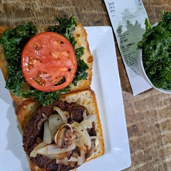 Kale Cafe Juice Bar & Vegan Cuisine - Burger with bacon and cheese - Vegan Near Me - Daytona Beach, Florida