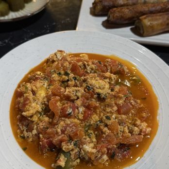 Golden Fork - Tomato Jalapeño Omelette - Russian Near Me - Glendale, California Golden Fork - Tomato Jalapeño Omelette - Russian Near Me - Glendale, California
