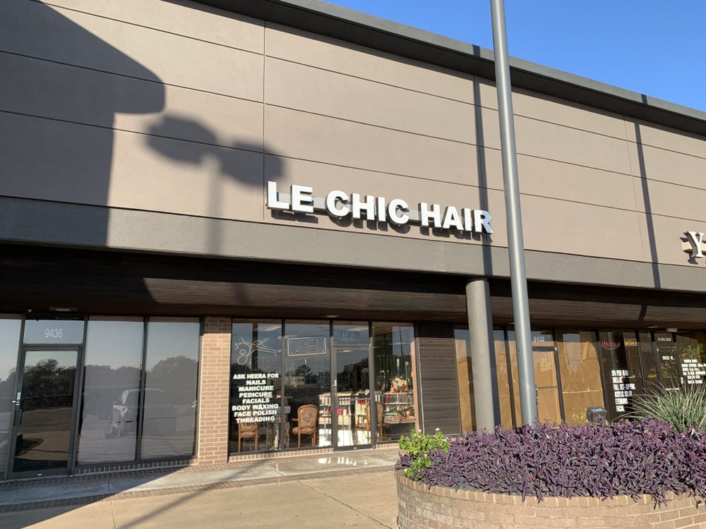 Le Chic Hair Design Logo