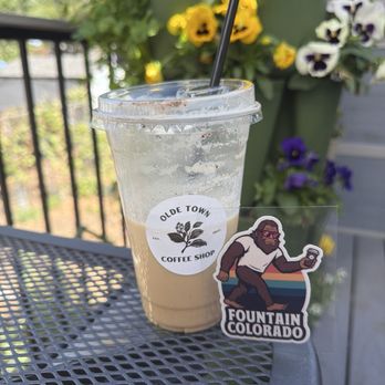 Olde Town Coffee Shop - Carrot Cake Chai & Otis - Ice Cream & Frozen Yogurt Near Me - Fountain, Colorado Olde Town Coffee Shop - Carrot Cake Chai & Otis - Ice Cream & Frozen Yogurt Near Me - Fountain, Colorado