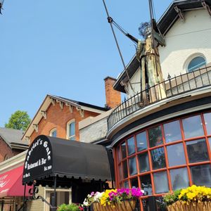 GABRIEL’S GATE - 681 Photos & 916 Reviews - 145 Allen St, Buffalo, New ...