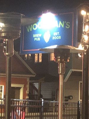 Woodman's Bar & Grill by null