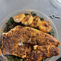 Kenny's KALE - Salmon & shrimp dat thang was A-1 !!