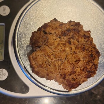 Five Guys - So sad, I could not believe my eyes, so I had to weigh it and two patties only weigh 3.3 - Burgers Near Me - Middletown, New York