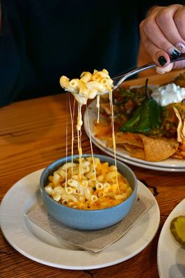 Settle Down Easy - Oakton Tasting Room by null