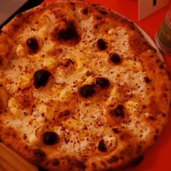 Cent’s - Mr. White w/chili flake - Pizza Near Me - Cleveland, Ohio Cent’s - Mr. White w/chili flake - Pizza Near Me - Cleveland, Ohio