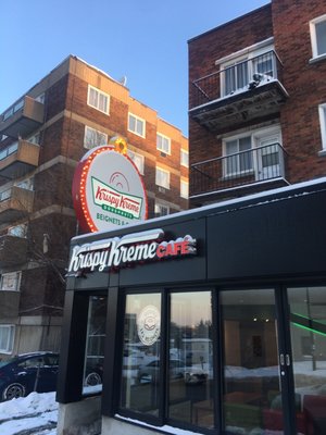 Krispy Kreme Café by null