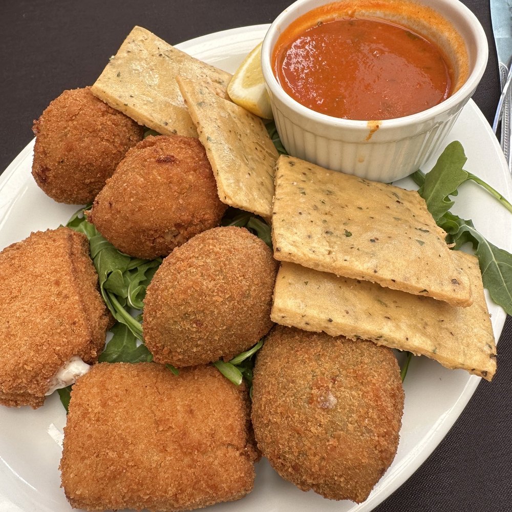 Bedda Mia - Italian Near Me - Santa Cruz, California