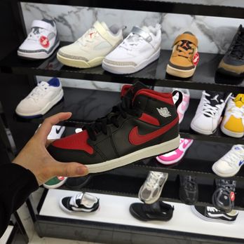 Shoe Palace - Shoe Stores Near Me - Westminster, California