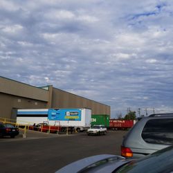 Bulldog Liquidators - Open M-F 10 am to 6 p.m. and Sat 10 am to 4 p.m
