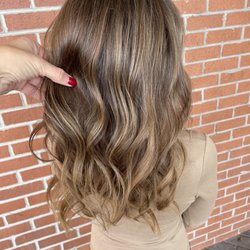 Di Lusso Salon & Spa