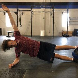 NICA Physical Therapy, Sport & Rehab - High level shoulder stability challenges following a shoulder dislocation.