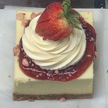 Lucciano's Cafe - Gluten free desserts looked amazing! - Italian Near Me - Londonderry, New Hampshire