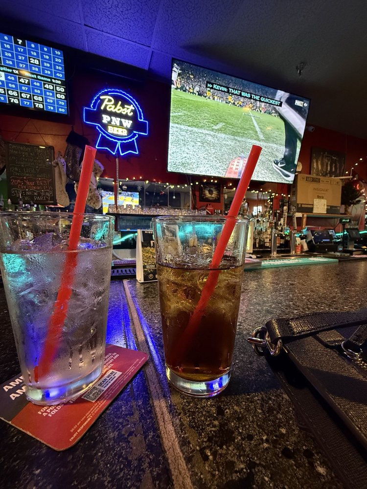 Spot On Sports Pub Logo