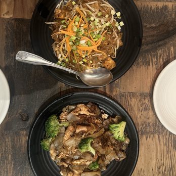 Thai Towne Eatery - Pad Thai Noodle, Pad See Ew Noodle - Thai Near Me - Orange, California Thai Towne Eatery - Pad Thai Noodle, Pad See Ew Noodle - Thai Near Me - Orange, California