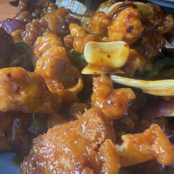 Nomad Asian Bistro - Garlic chicken with Jalepeno - Chinese Near Me - Long Beach, California Nomad Asian Bistro - Garlic chicken with Jalepeno - Chinese Near Me - Long Beach, California