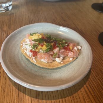 Chotto Matte - Salmon tostada - Japanese Near Me - Toronto, Ontario