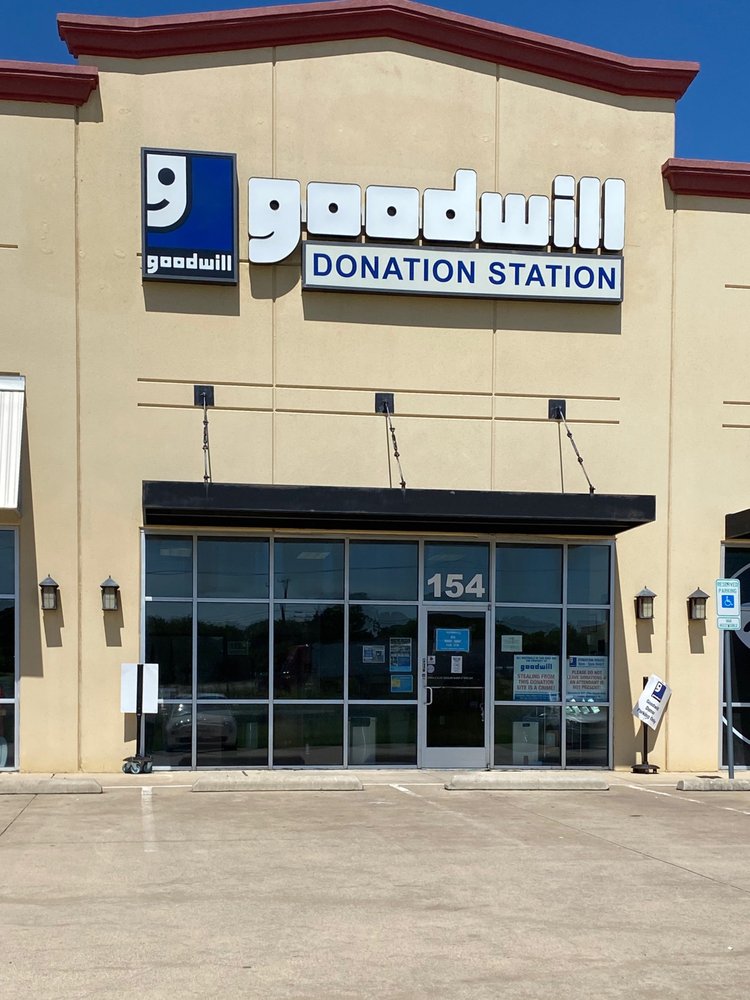 GOODWILL DONATION STATION KROGER Updated June 2024 5970 Pk Vis Cir, Keller, Texas