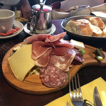Le Cercle Luxembourg - Brasseries Near Me - Paris, 75