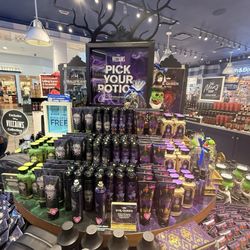 Bath & Body Works