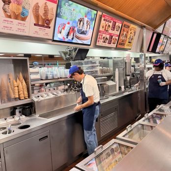 Braum's Ice Cream and Dairy Store - This is the cleanest Braun's I've ever been in - Ice Cream & Frozen Yogurt Near Me - Tulsa, Oklahoma Braum's Ice Cream and Dairy Store - This is the cleanest Braun's I've ever been in - Ice Cream & Frozen Yogurt Near Me - Tulsa, Oklahoma