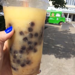Lulu's Licks - Lychee/mango bubble tea freeze 6.12.16 @Lighthouse. tapioca - sweet & chewy as they should be. freeze-slightly watery & bland