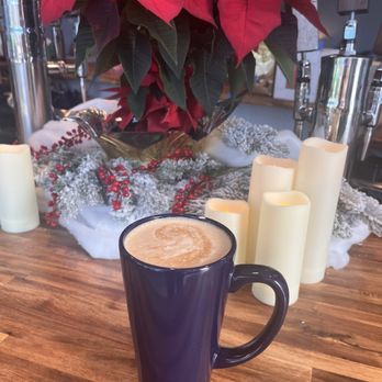 Dog Day Coffee & Nitro - Mocha late - Coffee & Tea Near Me - Austin, Texas