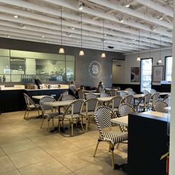Paris Baguette