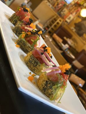 Louie Louie The Restaurant Sushi Bar y Mas by null