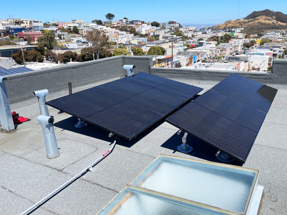 Slide of Bundle, A Solar Company