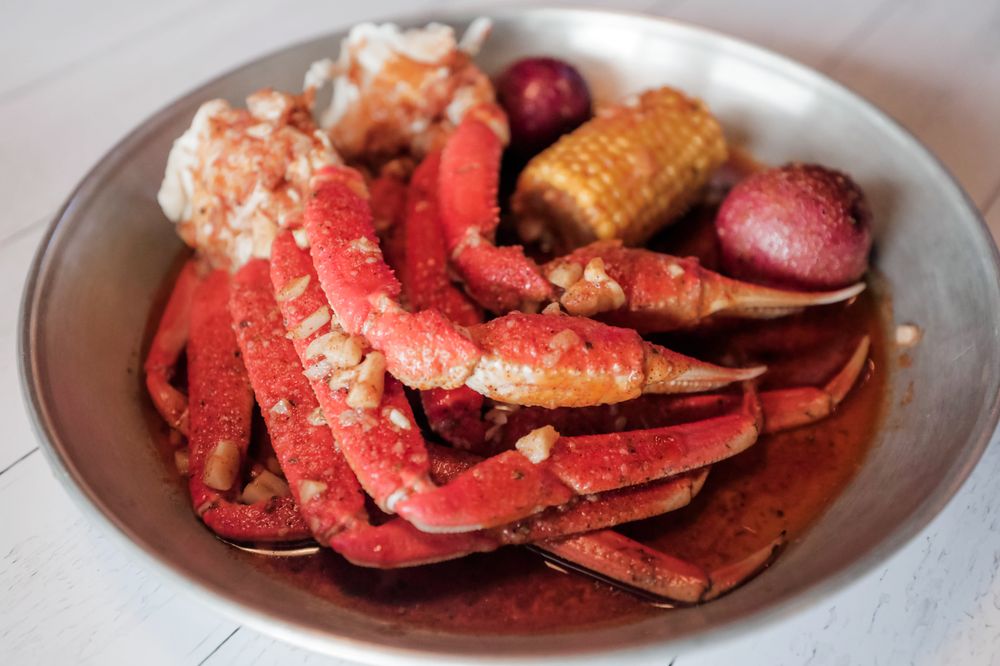 HOOK & REEL CAJUN SEAFOOD & BAR Updated August 2024 208 Photos