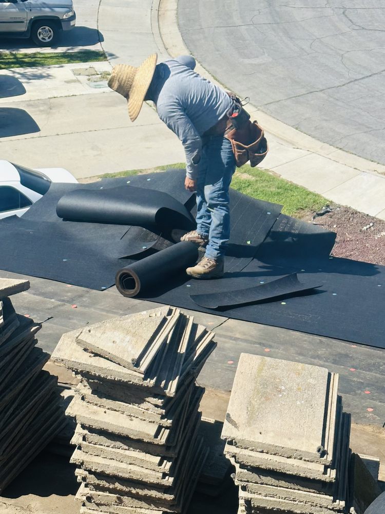 Slide of Fix Right Roofing