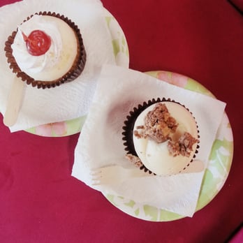 Smallcakes Cupcakery - Sweets - Cupcakes Near Me - Wichita, Kansas Smallcakes Cupcakery - Sweets - Cupcakes Near Me - Wichita, Kansas
