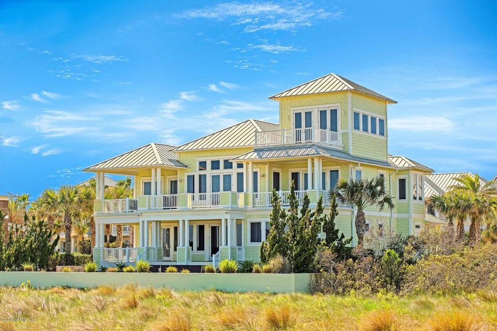 Slide of Collis Roofing