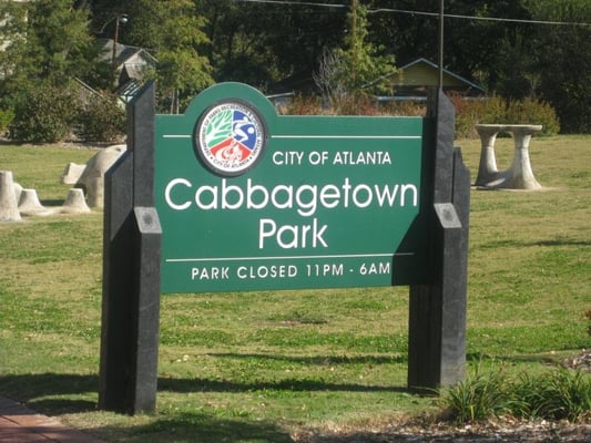 Cabbagetown Park by null