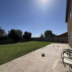 Top Tier Turfs - Lawn service